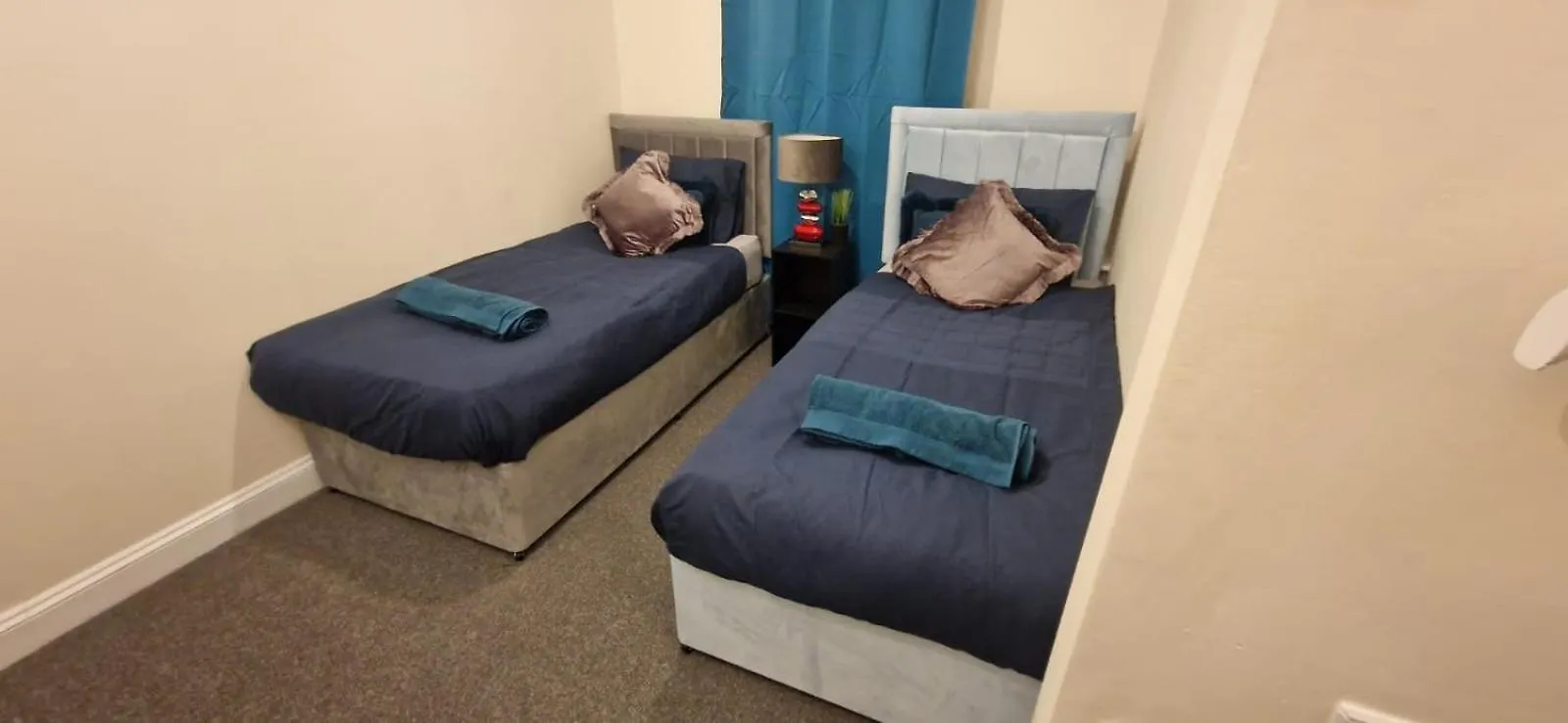 Central Southampton Apartment Ocean Village