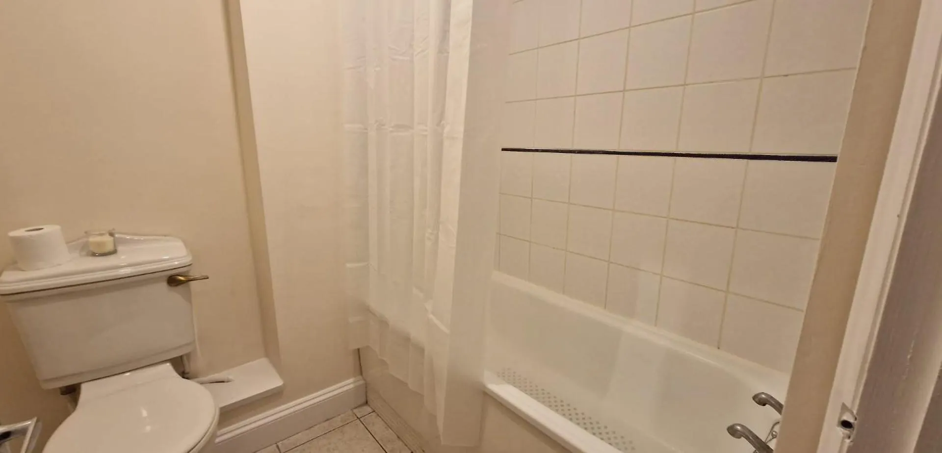 Central Southampton Apartment Ocean Village