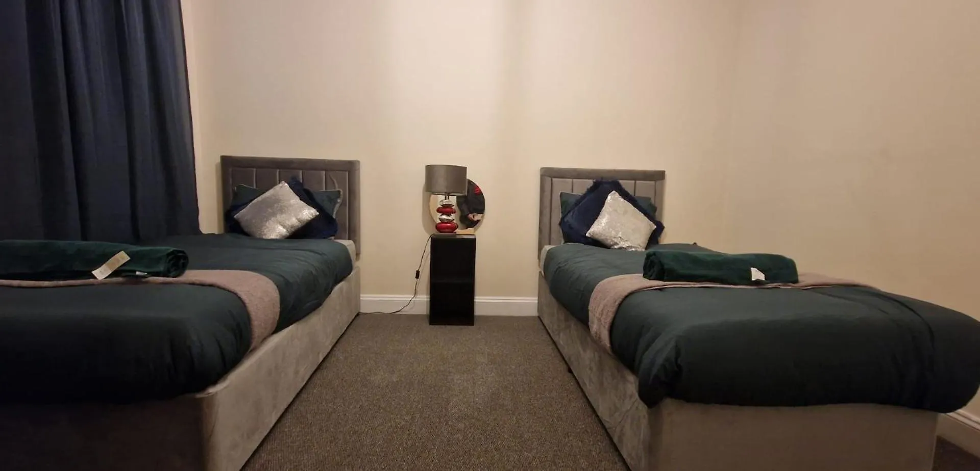 Central Southampton Apartment Ocean Village