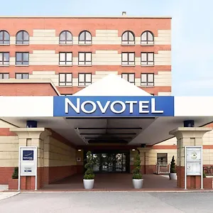 4* Отель Novotel